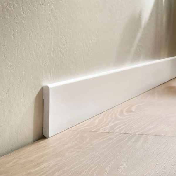 Listwa przypodłogowa Arbiton STIQ - biały S810