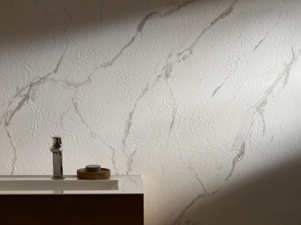 Płytki mineralne MODEE – Pietra Santa White (WMT538C)