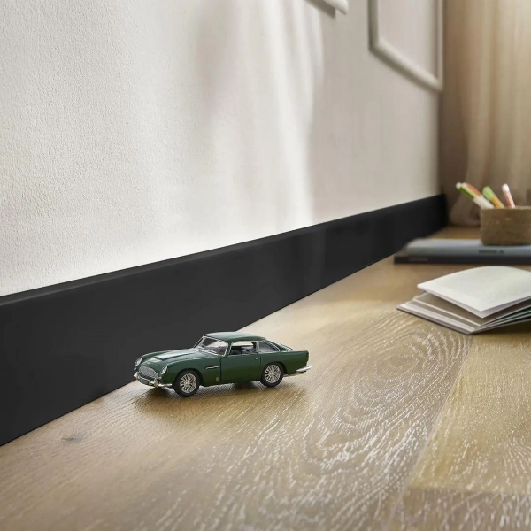 Listwa przypodłogowa Arbiton FORTINO - czarna